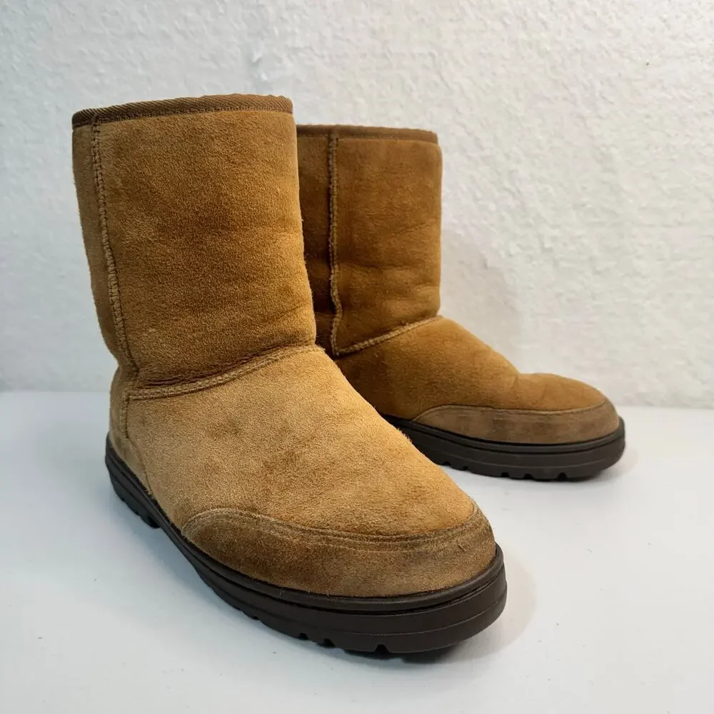 UGG Australia Classic Ultra Short Boots #5225 Chestnut Sheepskin Leather Size 9